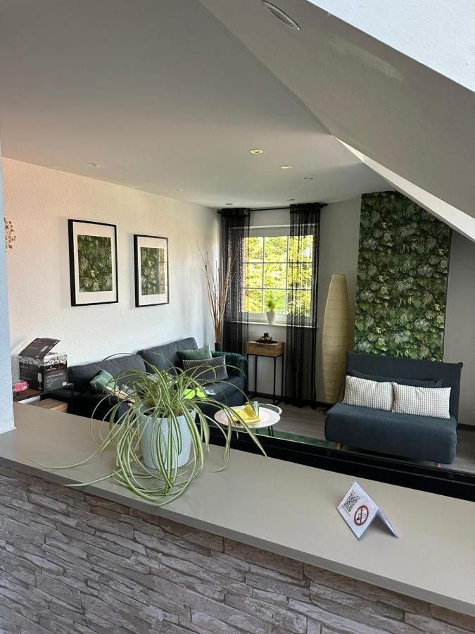 Apartment Nahe Naturschutzgebiet „Wurmtal“ ヴュルゼレン エクステリア 写真